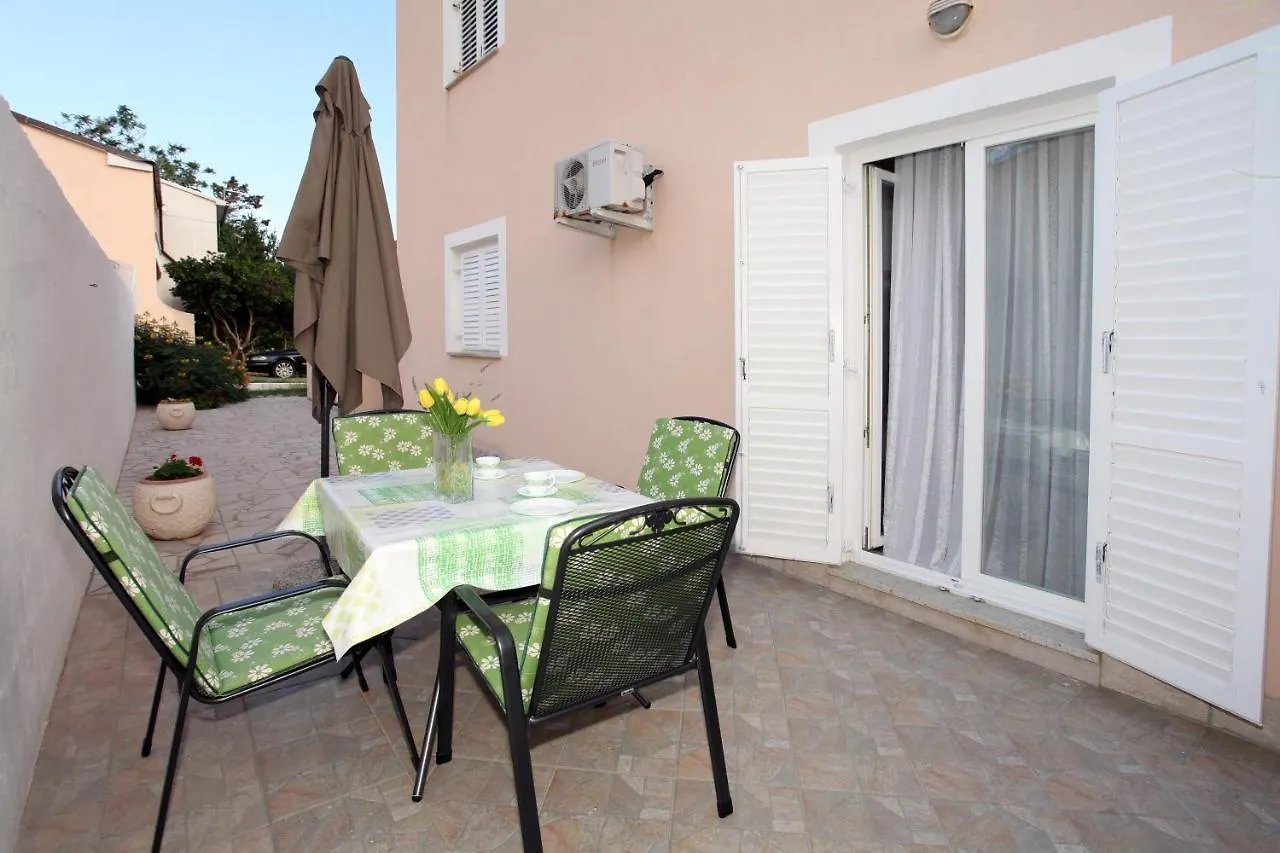 Apartmani Radan Pag Town Appartement